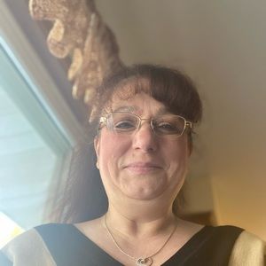 Meet your Posher, Ann